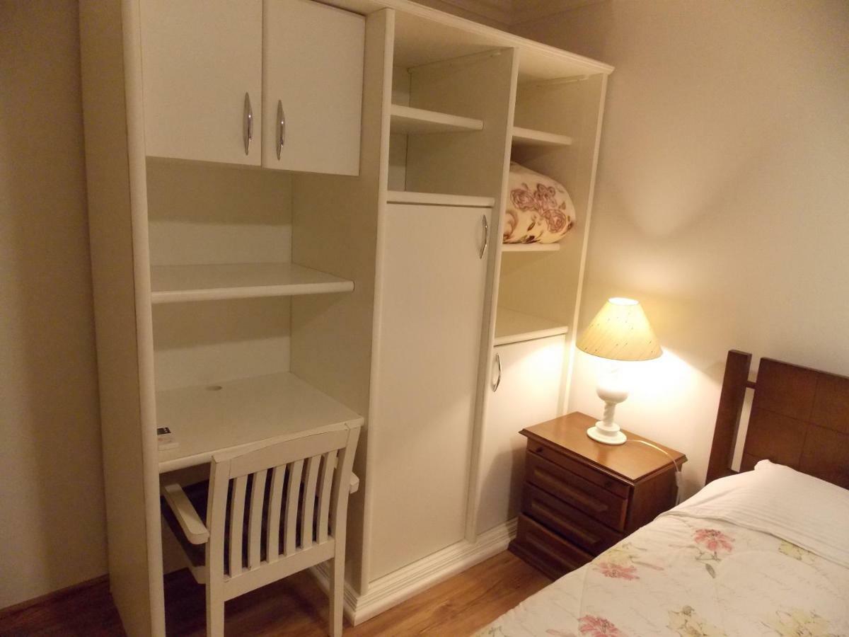 Triplex 3 Suites Em Canela Extérieur photo
